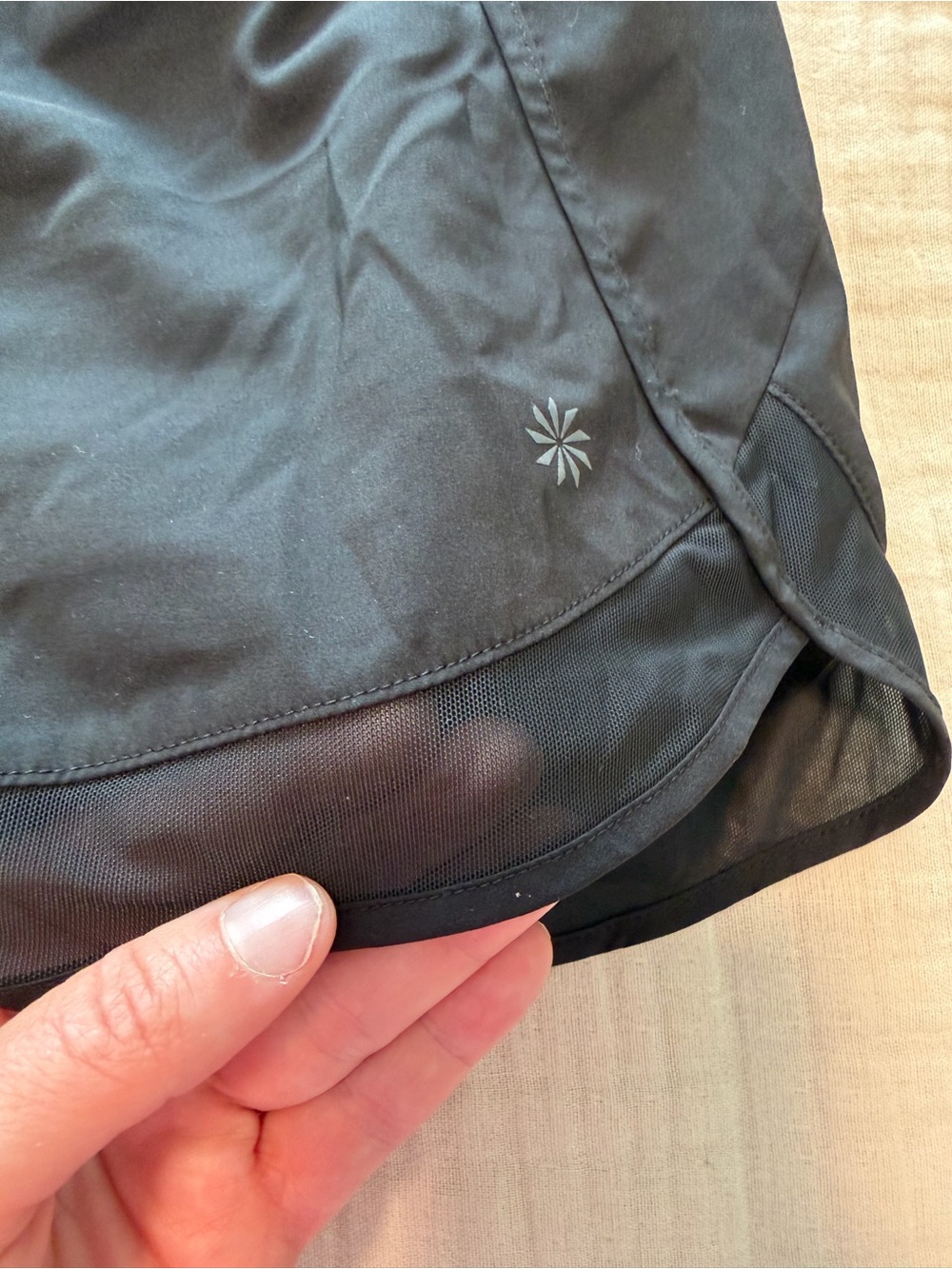 Athleta Mesh Racer Run Short - Picture 4 of 6